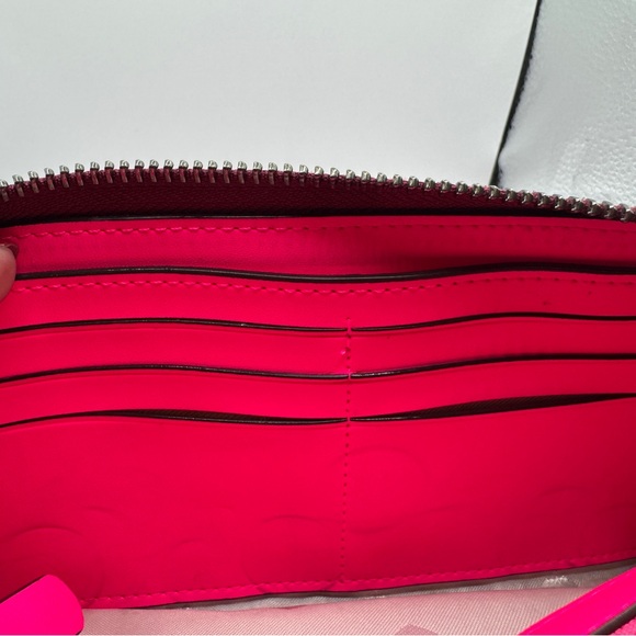 KATE SPADE ♠️ New York Cameron Large Continental Wallet Red Pink Heart stripe ❤️ - Picture 8 of 8